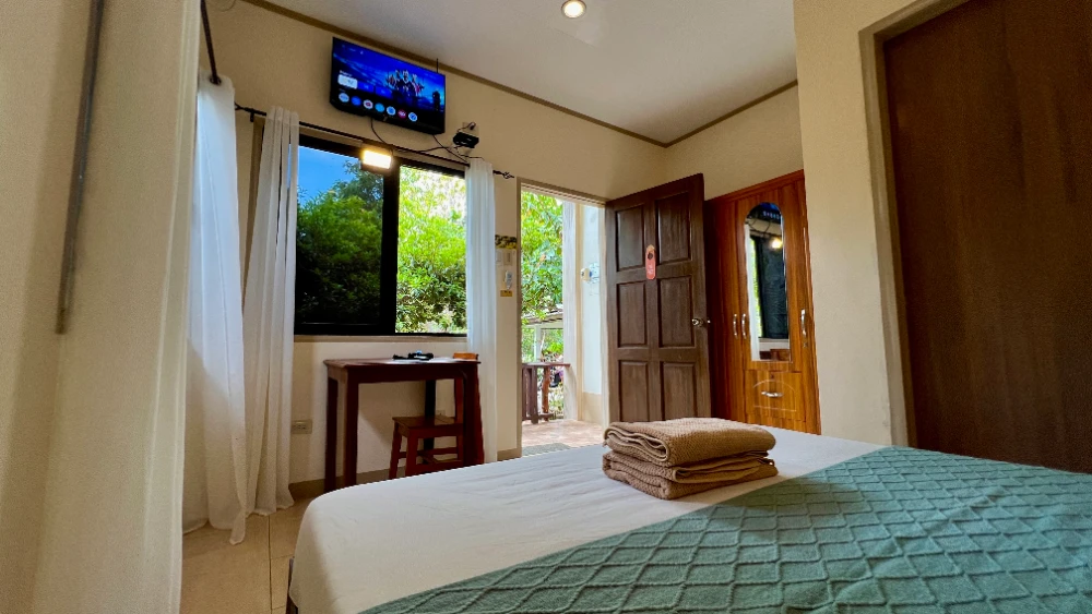Duplex Queen Room - Door View