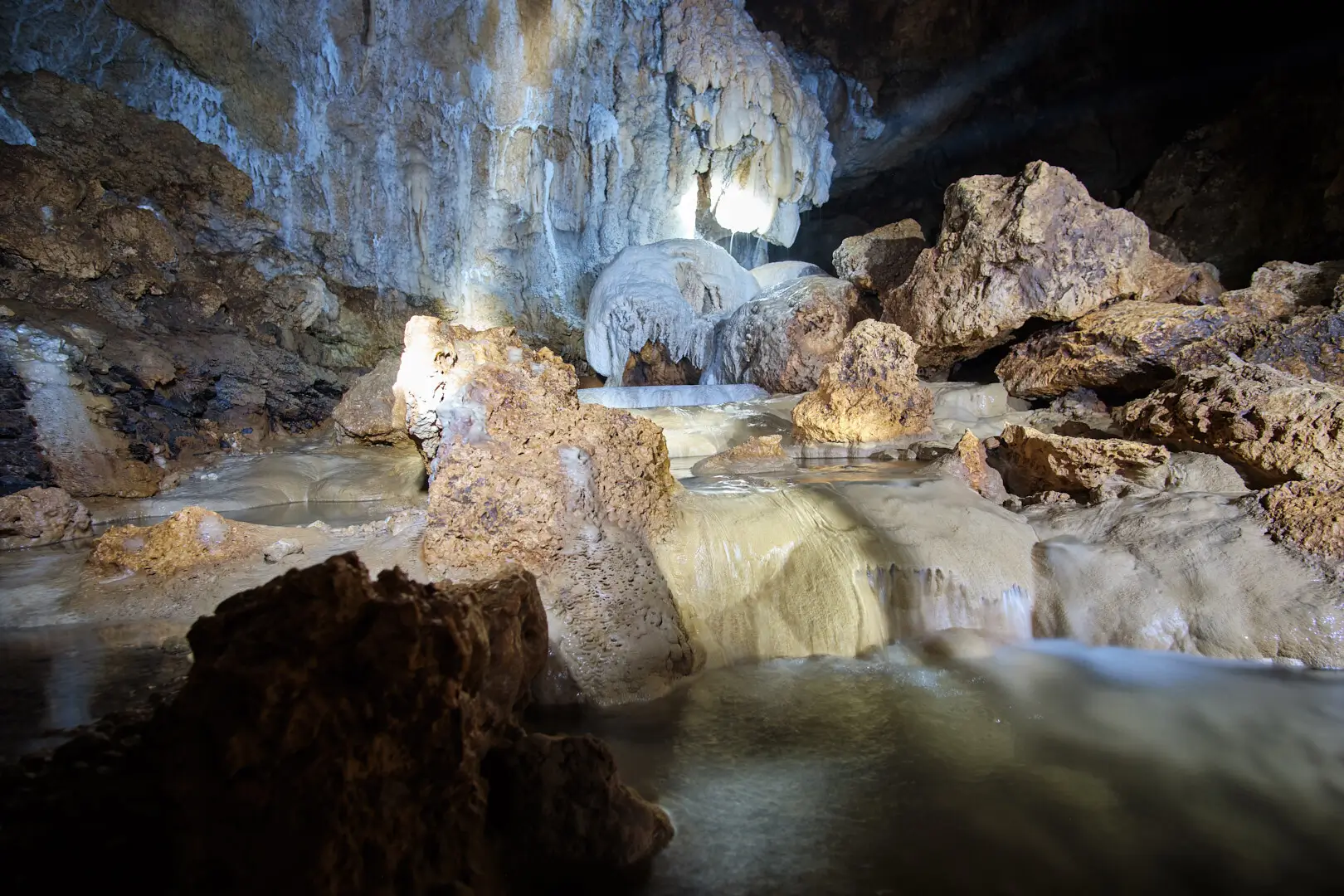 Cantabon Cave